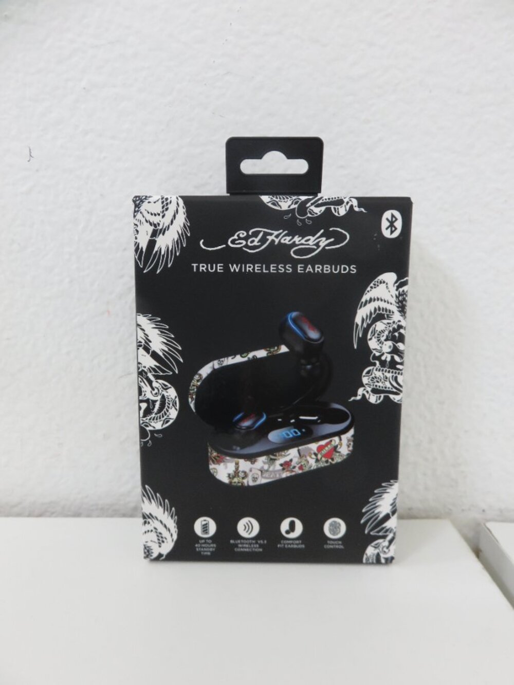 (#135) ED HARDY TRUE WIRELESS EARBUDS WITH CHARGING CASE